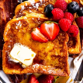 French Toast with Fruit